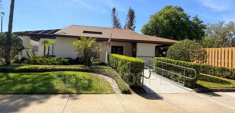 2463 Grand Teton Cir - Photo 2 of 27