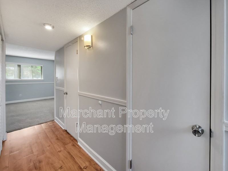 5 Briarcreek Pl - Photo 6 of 27