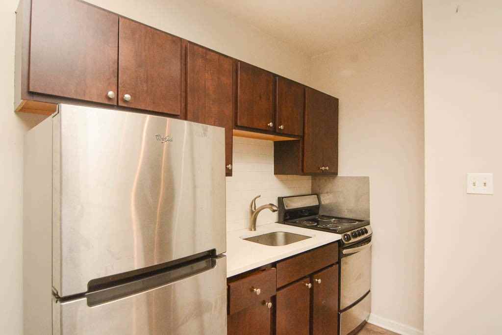 1627 N Humboldt Blvd #1E - Photo 3 of 16