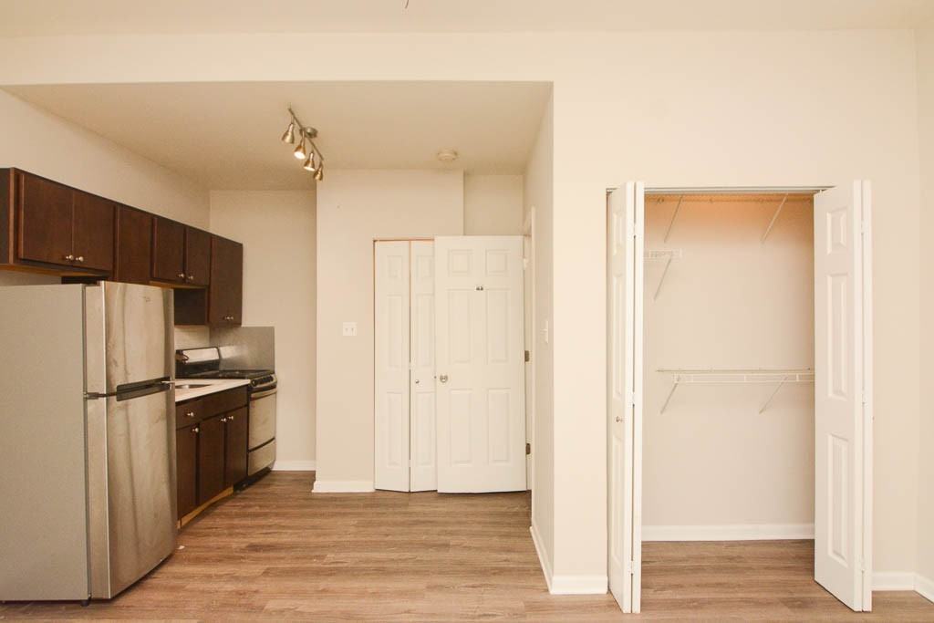 1627 N Humboldt Blvd #1E - Photo 7 of 16