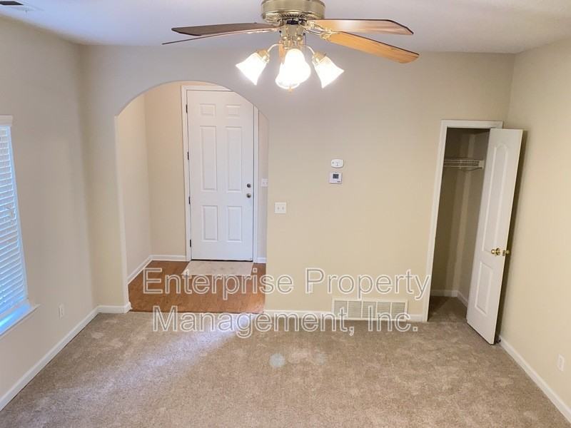 10178 Sterling Ridge Dr - Photo 6 of 11