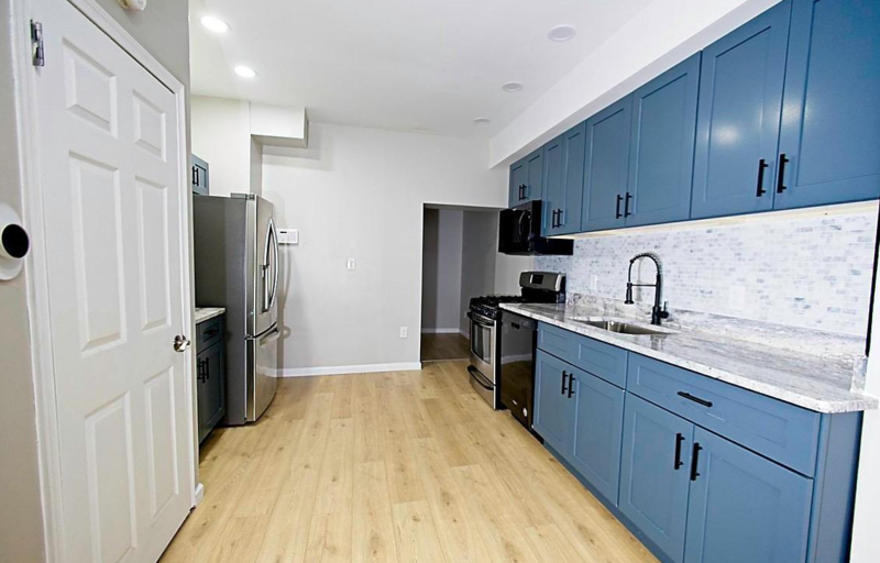 1961 N Croskey St - Photo 2 of 18