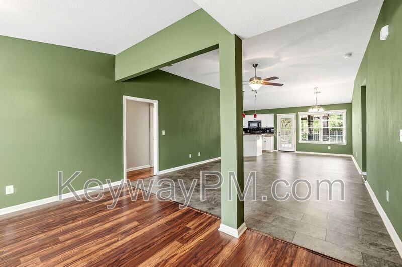 3124 Saint Charles Ave - Photo 6 of 24
