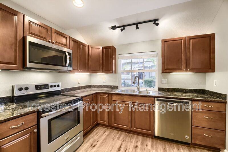 2880 W Long Cir #C - Photo 4 of 21