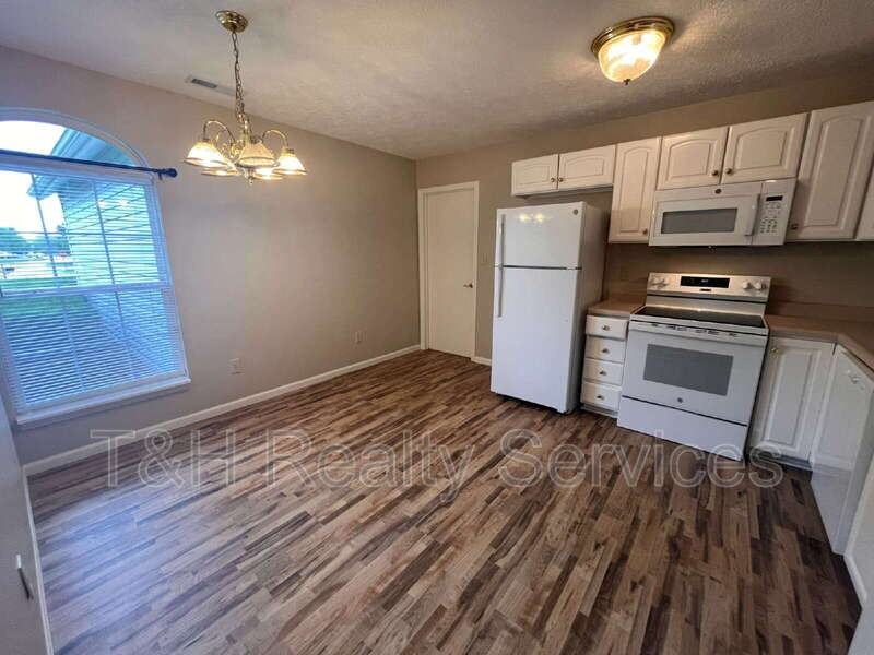 4448 Victory Cir - Photo 5 of 26