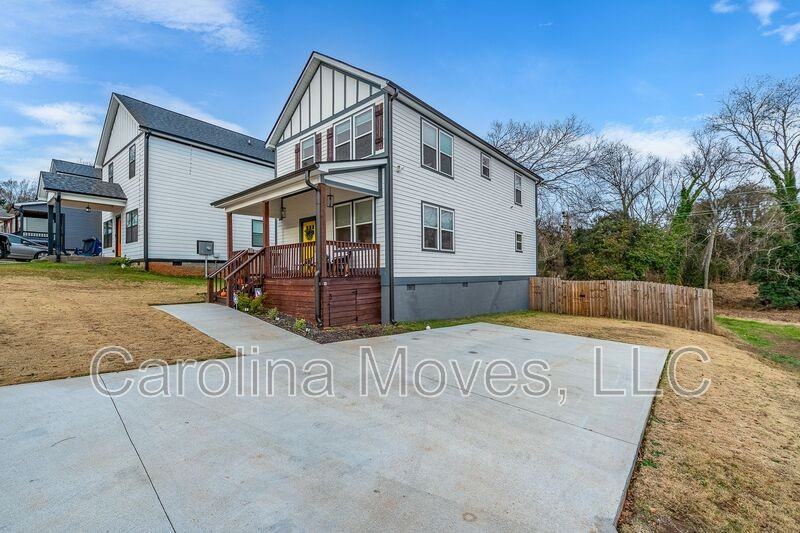 14A Blackwood St - Photo 3 of 36