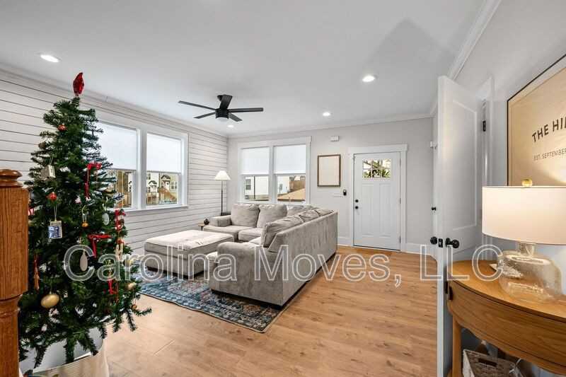 14A Blackwood St - Photo 6 of 36