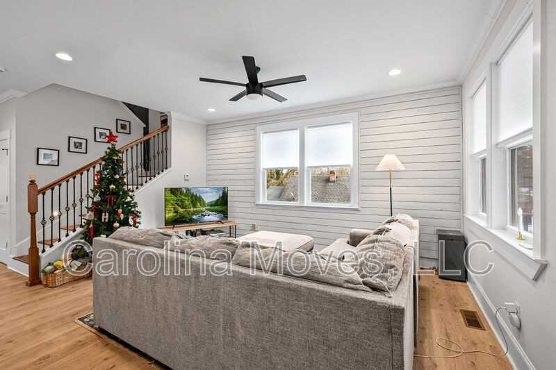 14A Blackwood St - Photo 7 of 36