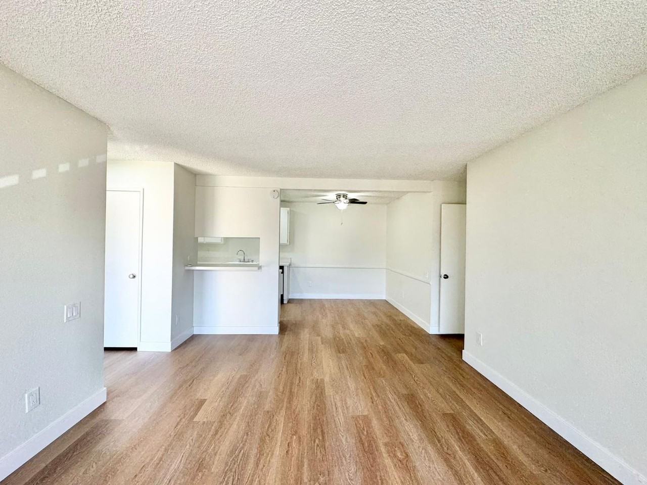 Buena Vista Apartments - Photo 4 of 14