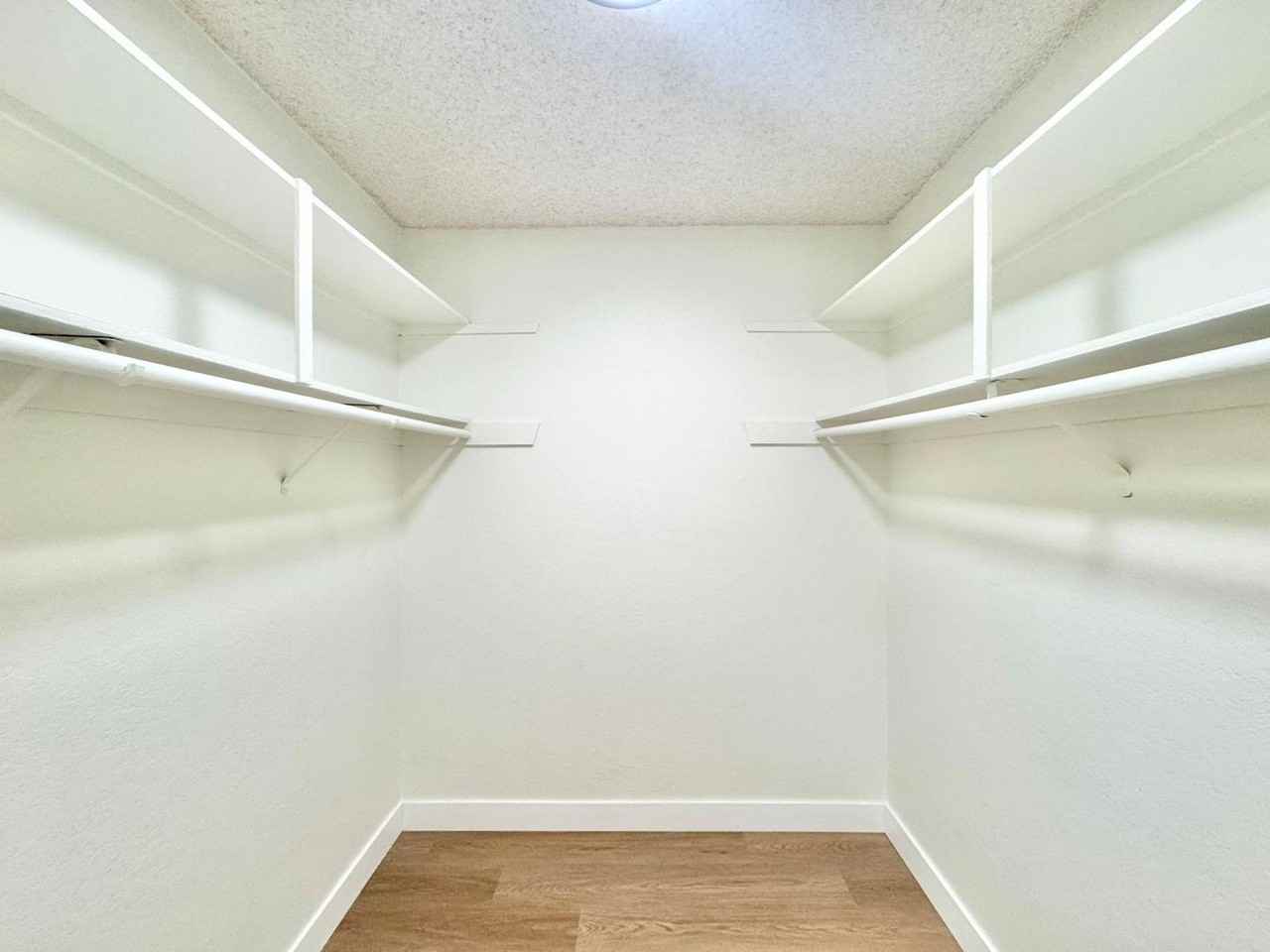 Buena Vista Apartments - Photo 6 of 14