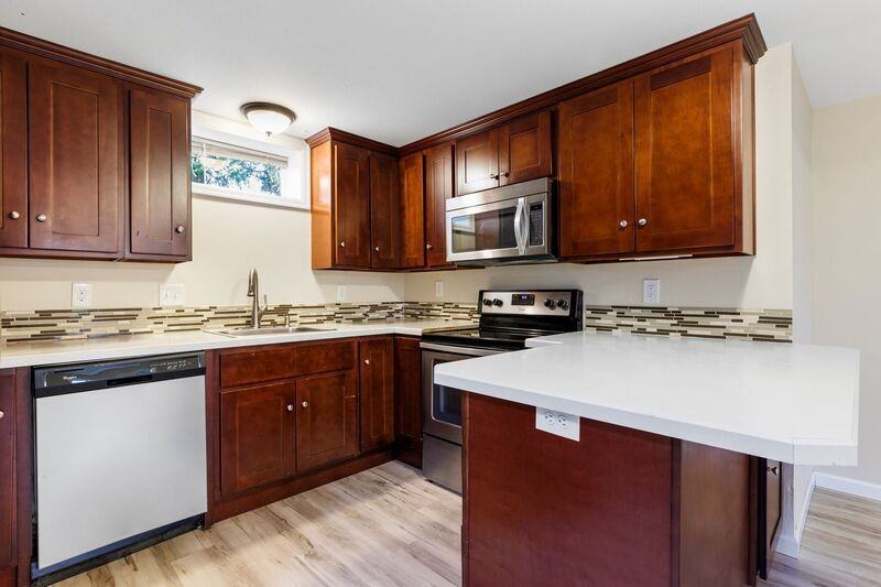 4430 Ne 78th Ave #B - Photo 2 of 21