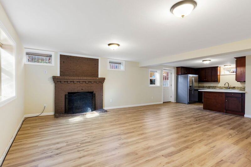 4430 Ne 78th Ave #B - Photo 5 of 21
