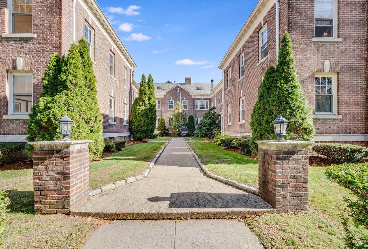 Whitney Court - Photo 2 of 41