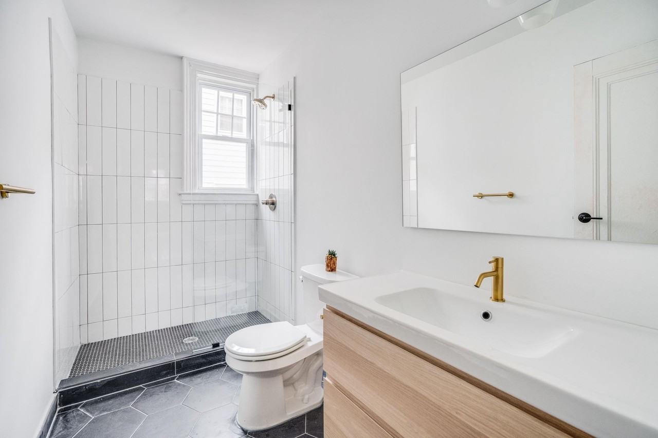 Whitney Court - Photo 6 of 41