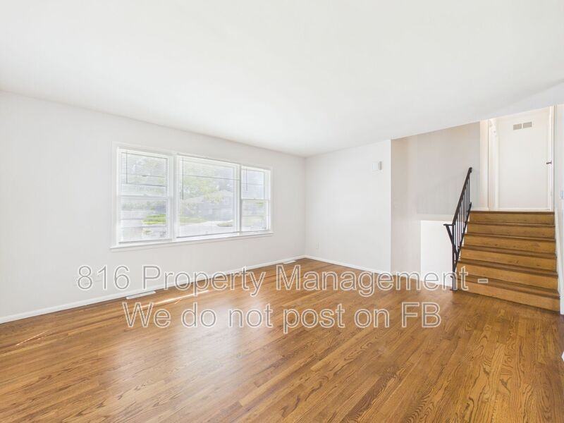 7800 E 91st St - Photo 5 of 35