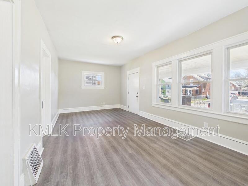 429 Lovisa St - Photo 7 of 25