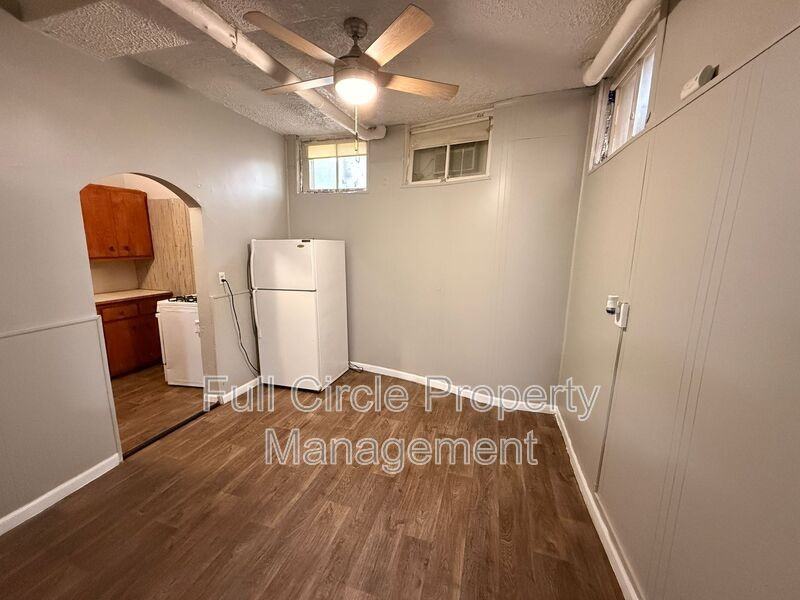 2419 F St #13 - Photo 6 of 8