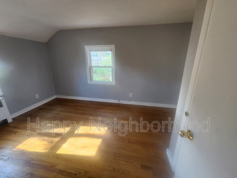 151 N Ridgeland Rd - Photo 3 of 14