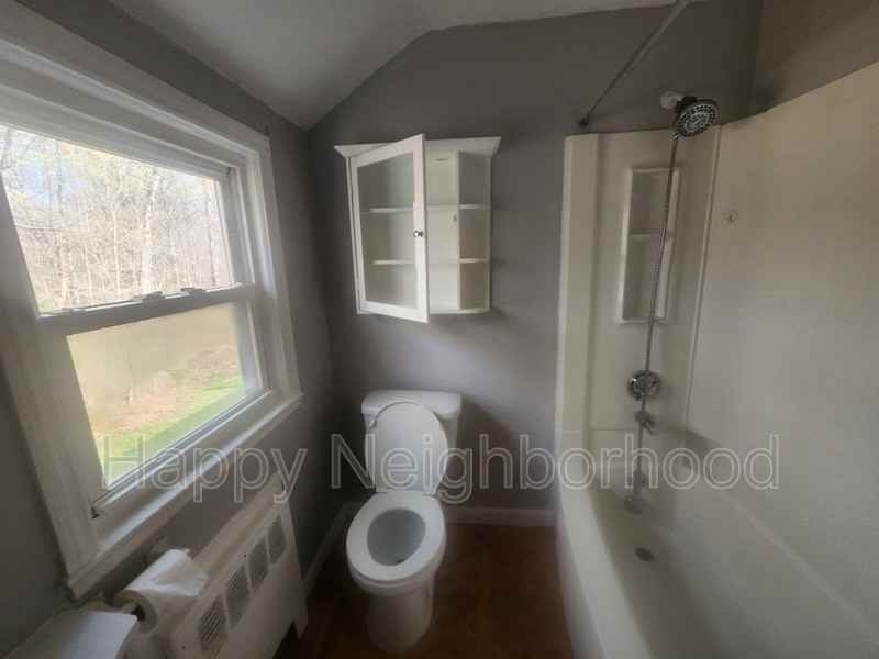 151 N Ridgeland Rd - Photo 6 of 14