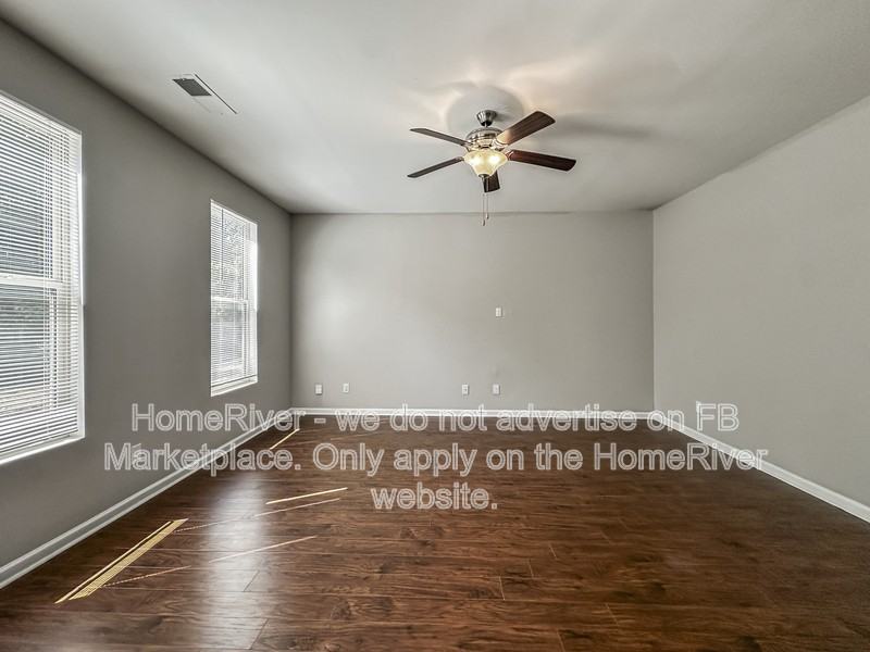134 Daisy Cir - Photo 3 of 21