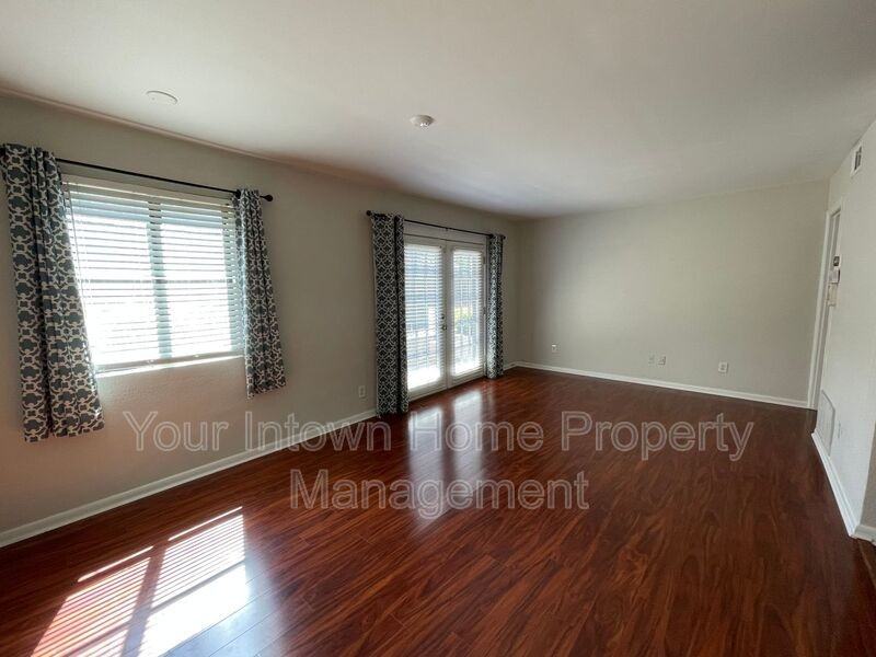 1355 Euclid Ave Ne #A1 - Photo 6 of 16