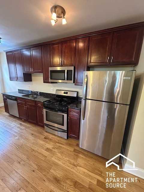 4554 W George St #2 - Photo 4 of 13