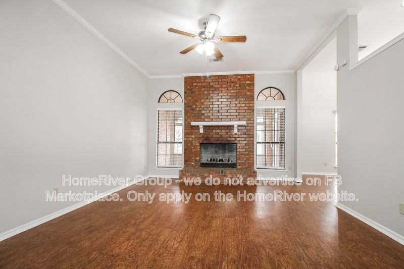 701 Sw 153rd St - Photo 3 of 18