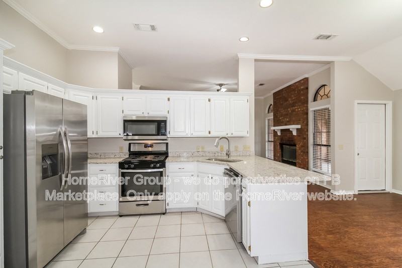 701 Sw 153rd St - Photo 5 of 18