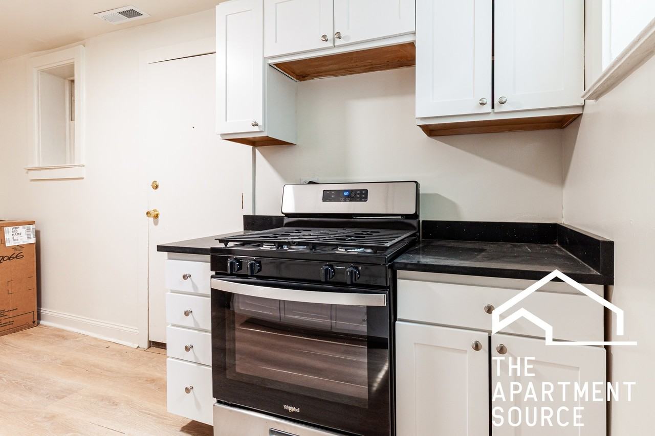 4112 N Broadway St #G - Photo 2 of 18