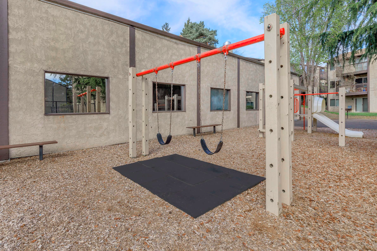 Spanish Hills Apartments - Photo 4 of 24