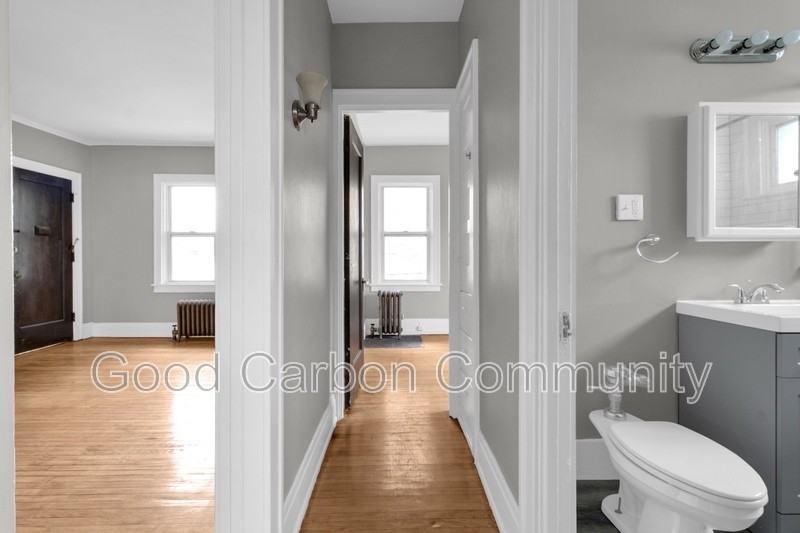 2096 Delaware Ave #7 - Photo 7 of 18