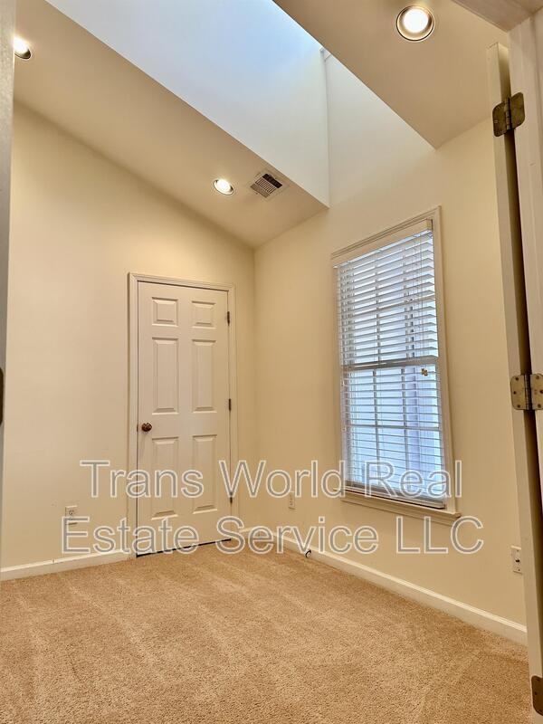8595 River Walk Lndg - Photo 3 of 27