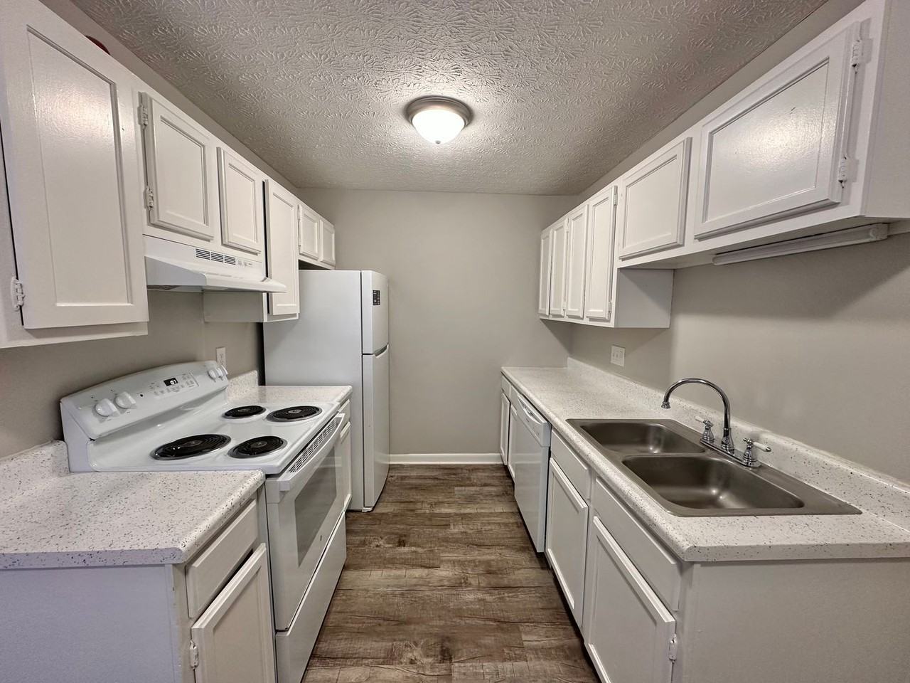 Hickory Hill Apartment Homes - Photo 7 of 30