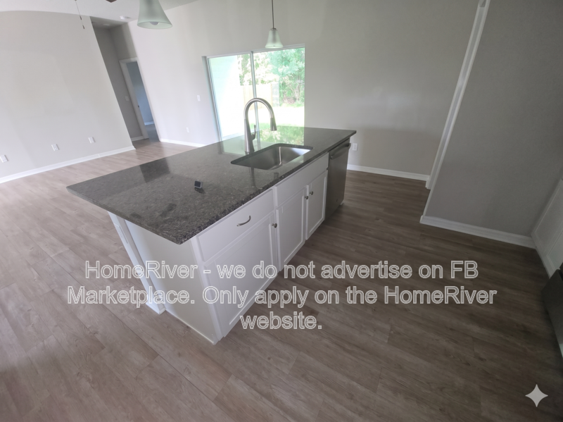 3661 Lapeer Ave - Photo 5 of 17