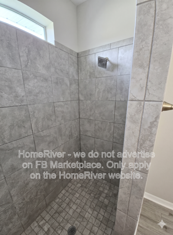 3661 Lapeer Ave - Photo 7 of 17