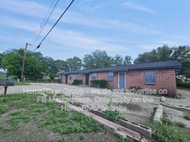 featured image of 380 Sterling St #1