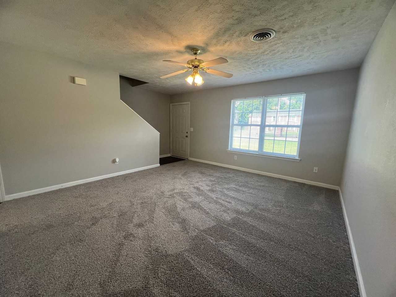 1516 Center Pointe Dr - Photo 3 of 16