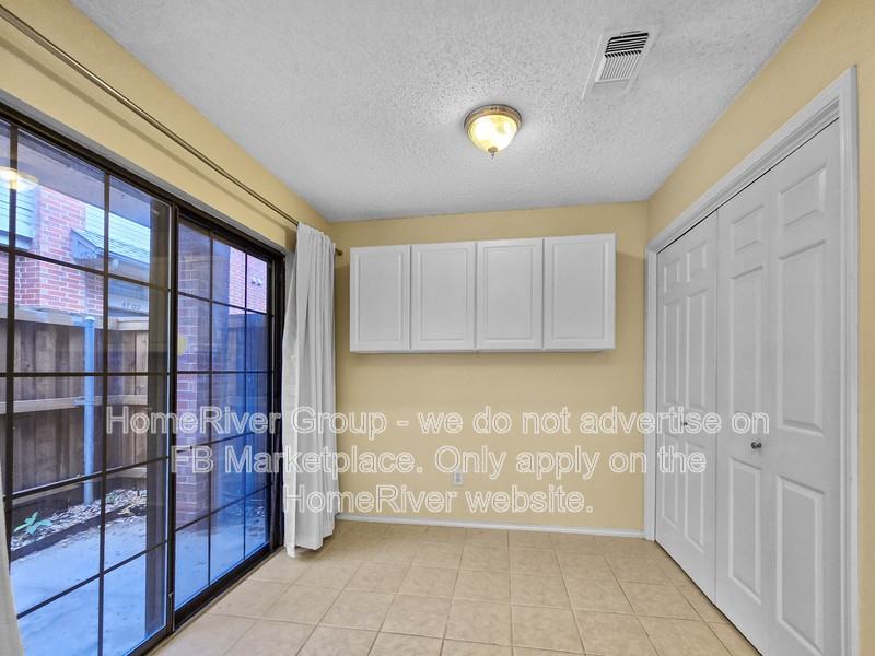 2320 Kenley St - Photo 6 of 21