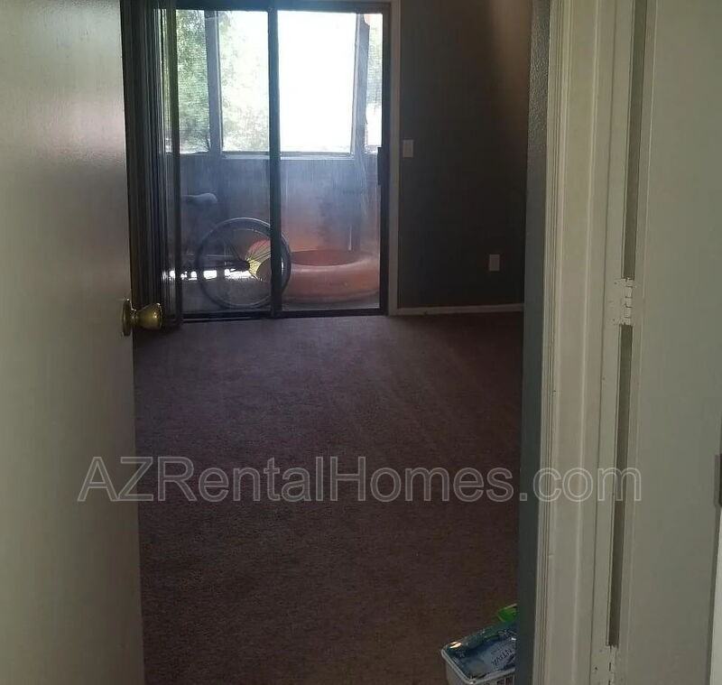 615 W 13th St - Photo 4 of 6