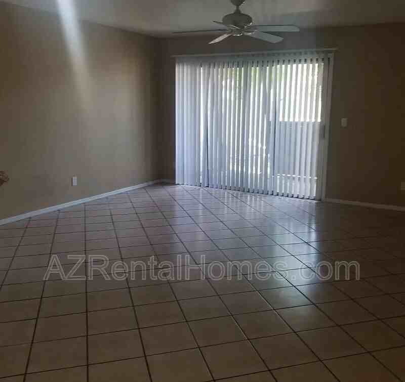 615 W 13th St - Photo 5 of 6