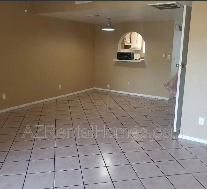 615 W 13th St - Photo 6 of 6