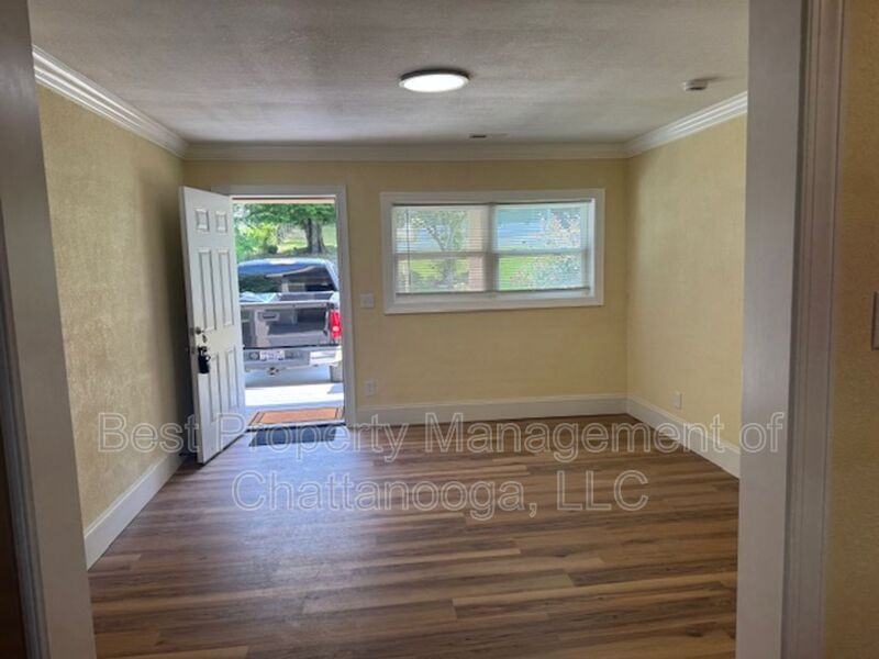 5281 Usher Dr #5281