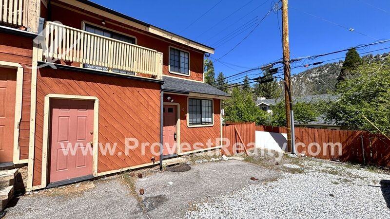 6078 Spruce St #C - Photo 2 of 41