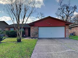 featured image of 16930 Barcelona Dr