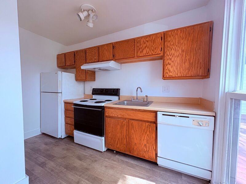 517 W Maple Ave #2B - Photo 5 of 9