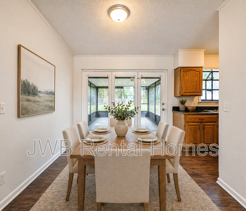 2050 Monteau Dr - Photo 5 of 14