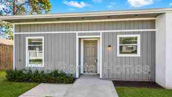 featured image of 7607 Indian Lakes Dr