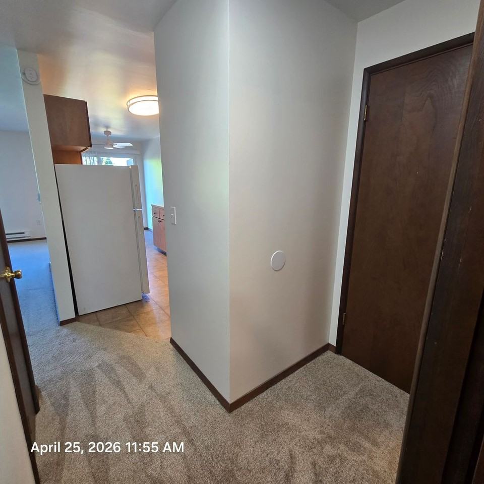 Tracy Ann Apartments - Photo 2 of 9