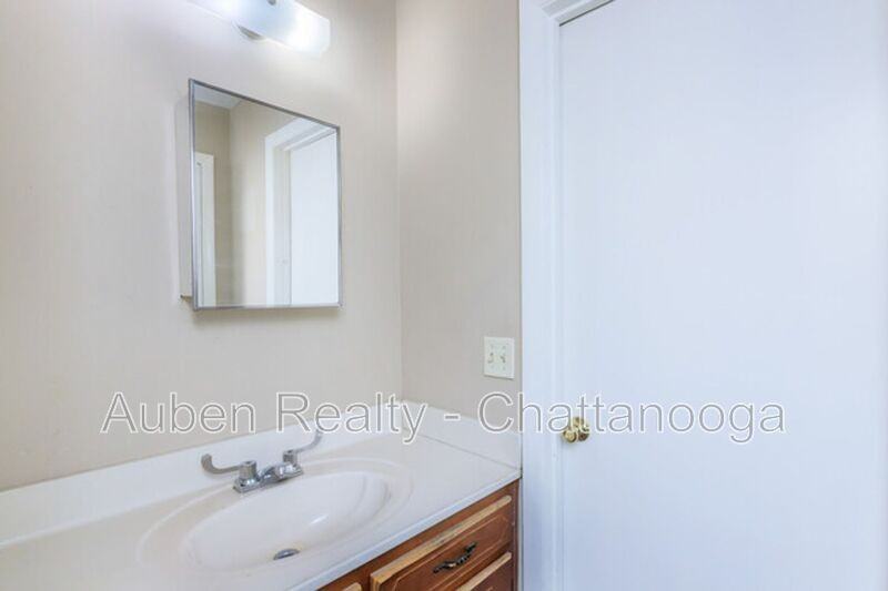 108 S Ridge Dr #FL2 - Photo 2 of 10