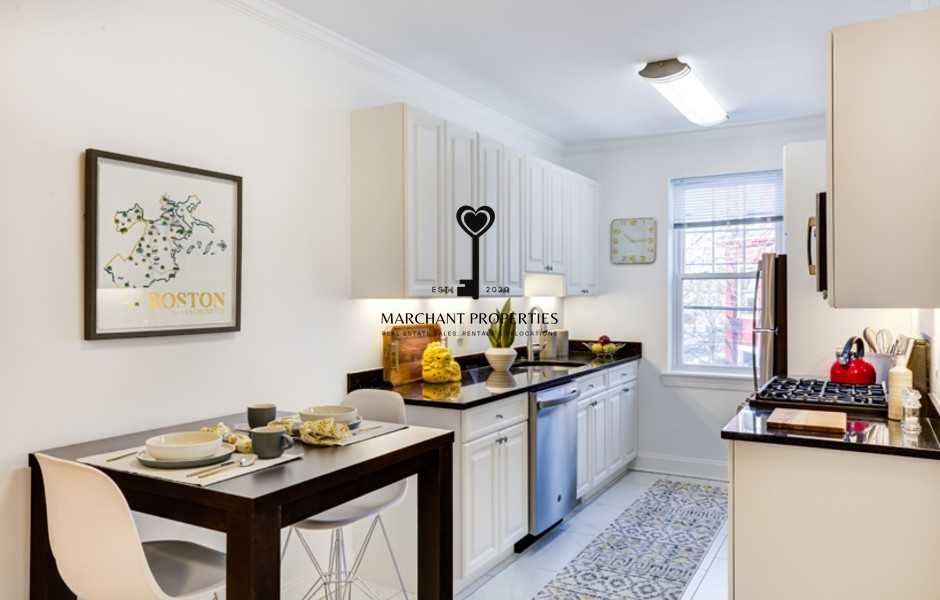 44 Auburn St #2 - Photo 5 of 13